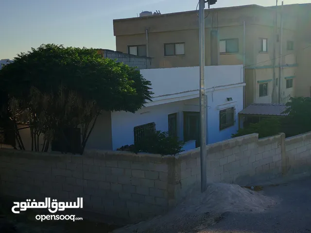 134 m2 4 Bedrooms Townhouse for Sale in Zarqa Al Hashemieh