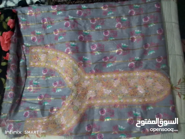 اقمشه خليجيه للبيع مصدرها من كويت