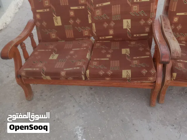 طقم مرس وطاولات بسعر مغري