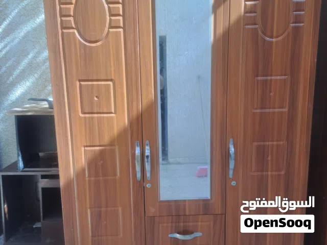 دولاب ملابس