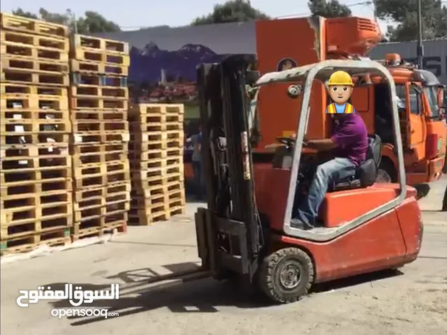 2015 Forklift Lift Equipment in Amman