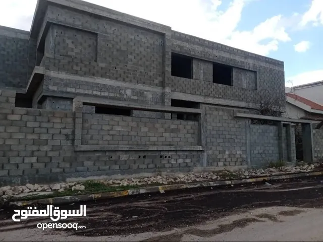 730 m2 5 Bedrooms Villa for Sale in Tripoli Gharghour