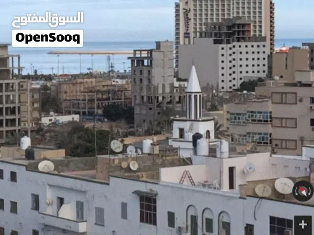 مخزن  في الظهرة  قرب جامع دنون