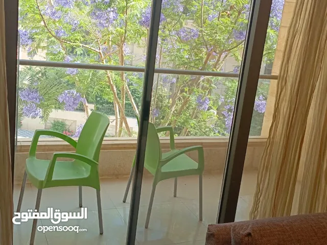شقه مفروشه 2نوم للايجار الشهري عبدون