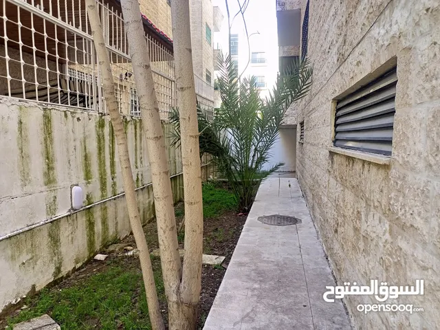 197 m2 3 Bedrooms Apartments for Sale in Amman Um El Summaq