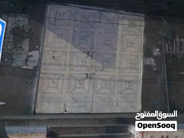 محل عرطه للايجار مع دور ثاني علا شارع حده جنب مركز العزاني بدون نقل قدم