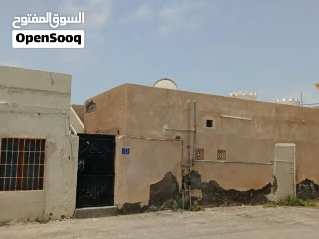 بيت قديم للبيع