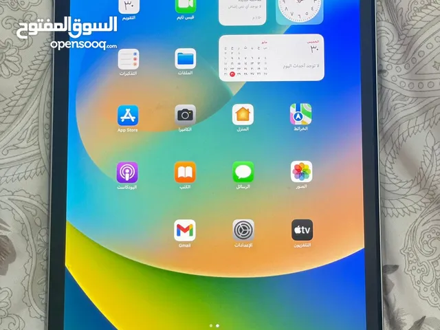Apple iPad pro 4 128 GB in Muscat
