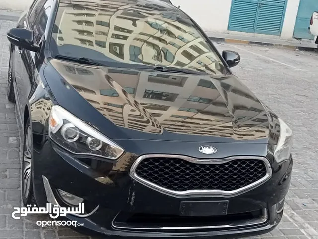 2014 KIA Cadenza Premium