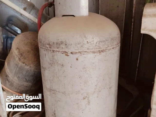 ثلاجه + اسطوانه غاز