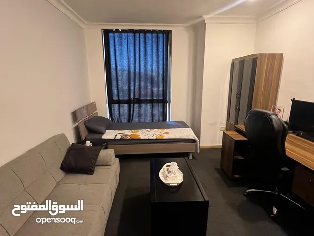ستوديو للايجار من المالك في الجاردنز اشارة السيرك مخدوم و مفروش بشكل كامل
