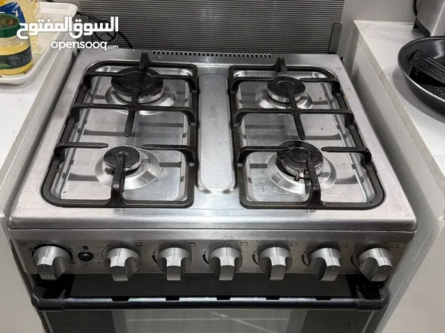 Burner with 4 stove