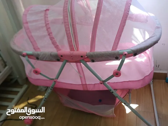 تخت بيبي حديث ولادة نع هزاز