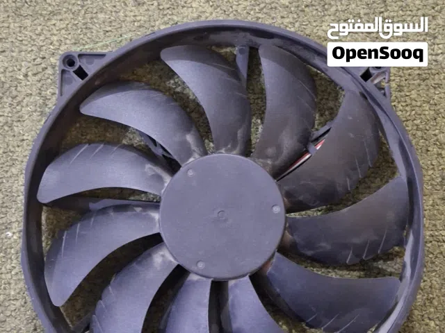 مراوح كمبيوتر مستعملة (200mm و 140mm)