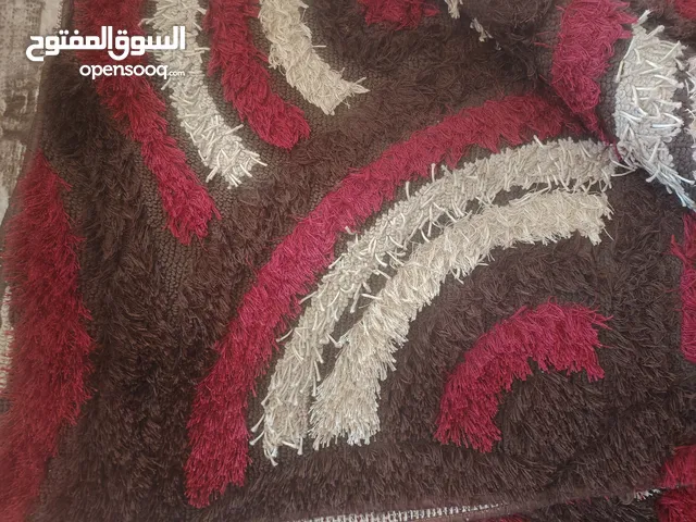 سجادة شاجي حجم كبير استعمال قليل بسعر مغري