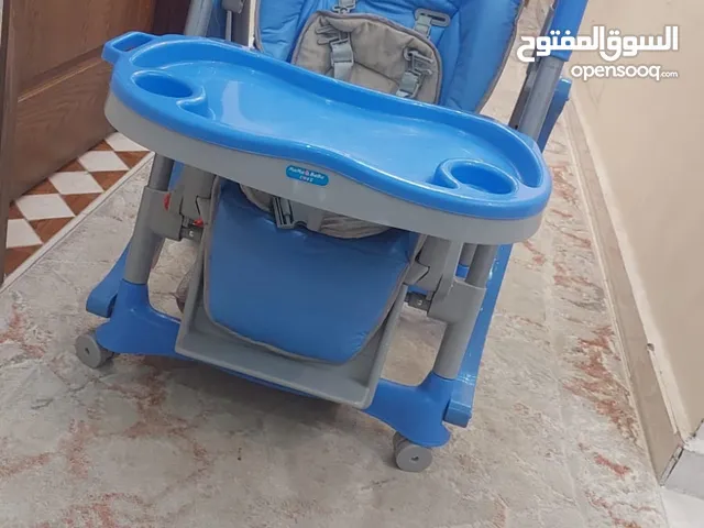 كرسي طعام متحرك