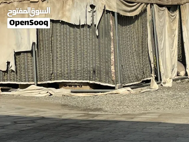 خيمه شبه جديده تحتاج قماش والقماش غير مكلف والخيمه فك وتركب يعني ما تأخذ عليك وقت في التركيب