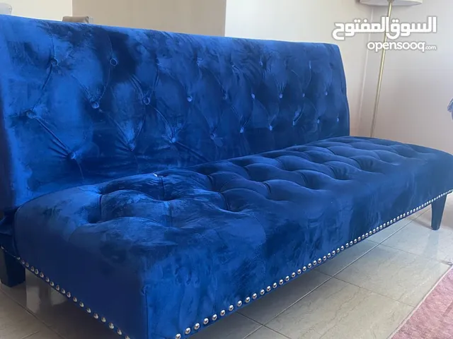 صوفا بيد للبيع بحالة جيدة جدا