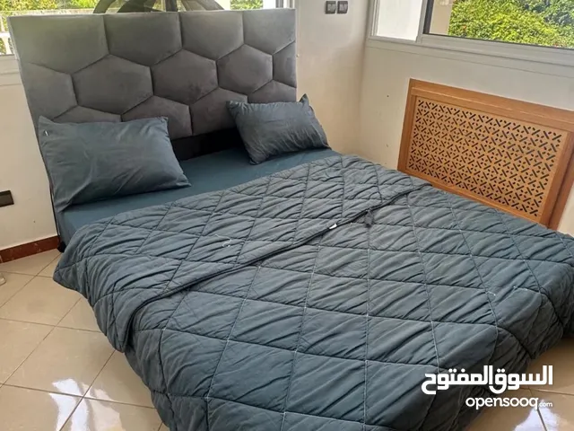 سرير مستعمل حاله جيد جدا