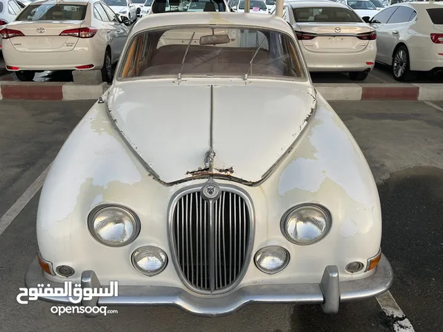 جاكوار كلاسيك 1960