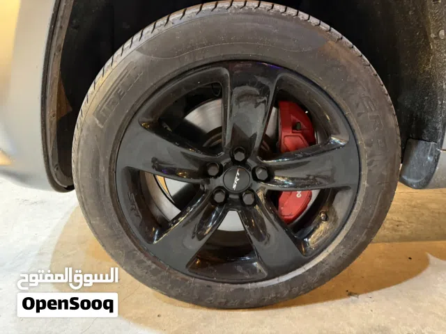 Jeep srt جنط قياس 20 اصلي للبيع
