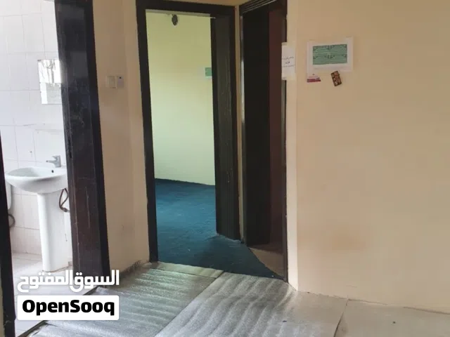 للإيجار مبني في المنامة موقع ممتاز