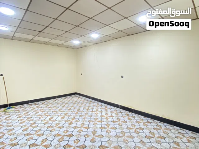 120 m2 2 Bedrooms Townhouse for Rent in Basra Jubaileh