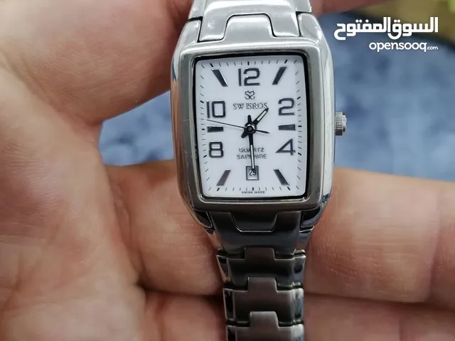 ساعات ستاتية بحالة ممتازة اصلي و غير مستعمل للبيع بسعر رمزي التواصل على الخاص و شامل خدمة التوصيل