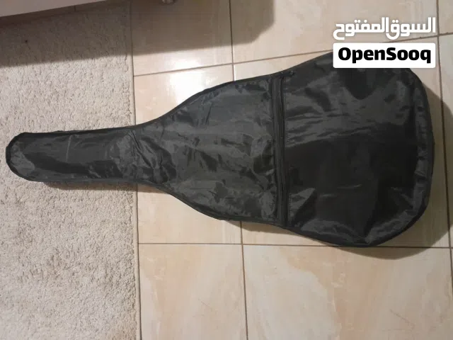جيتار كلاسيك للبيع