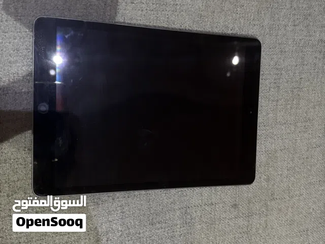 Apple iPad 8 128 GB in Muscat