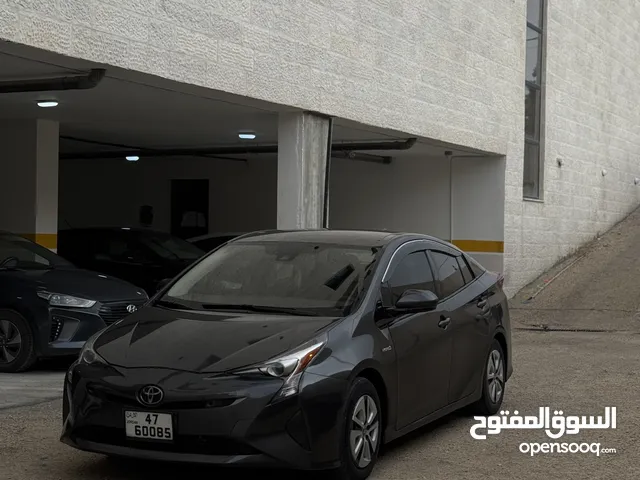 Toyota prius 2018