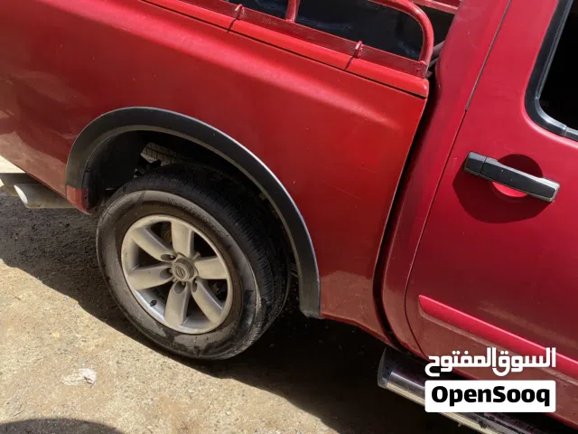2010 نيسان اخرى