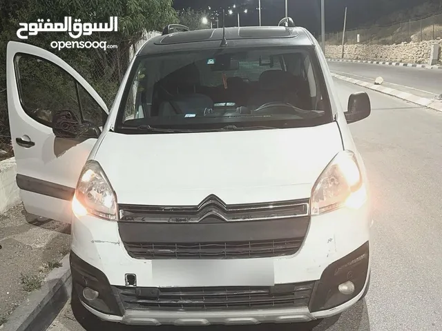 ستروين برلينجو 2017 للبيع او للبدل