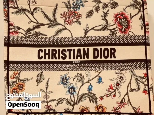 Stylish Floral Handbag