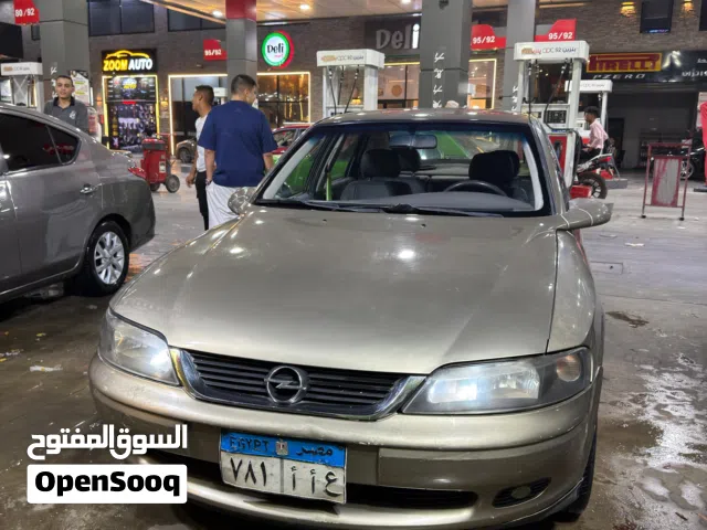 Used Opel Vectra in Giza
