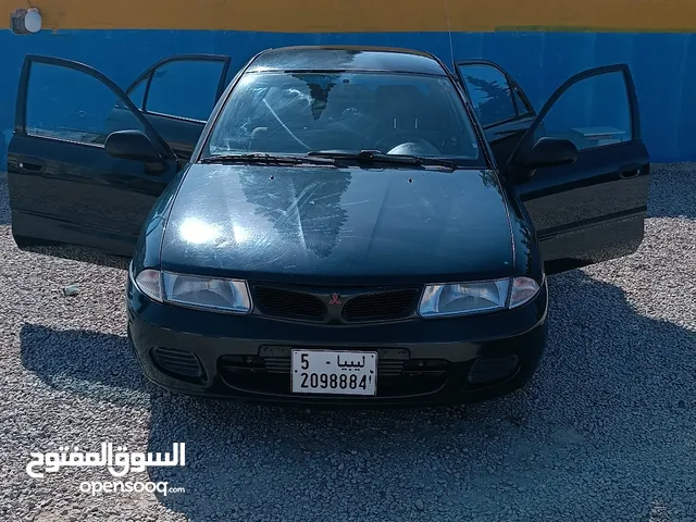 Used Mitsubishi Carisma in Tripoli