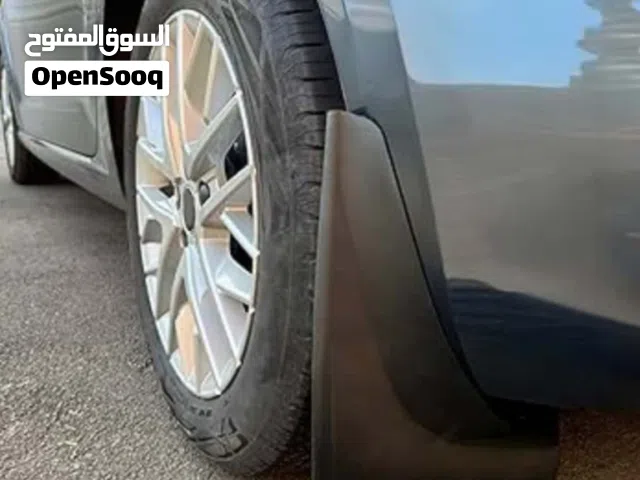 واقيات سيارة جوكر 2 قطعة