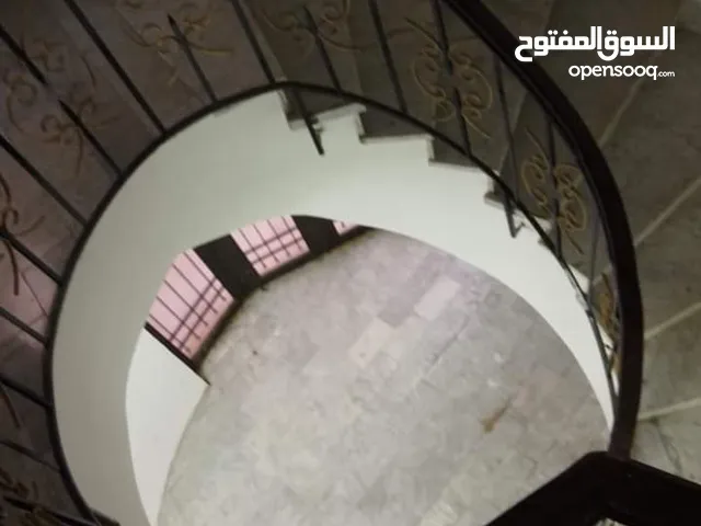 1000 m2 5 Bedrooms Villa for Sale in Amman Jubaiha