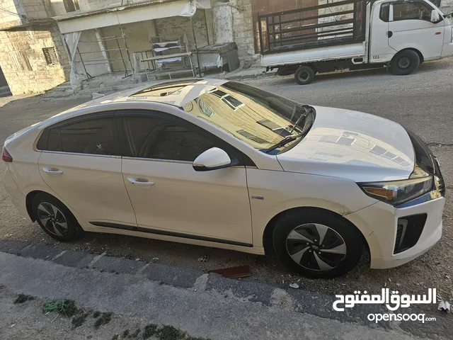 مرخصة من تاريخ 1/7/2025 ولغاية سنة