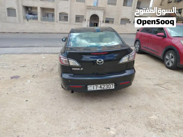 2011 مازدا 3 Standard