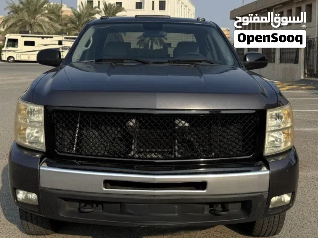 شبك شفر سلفرادو مستعمل نظيف شكل 2011