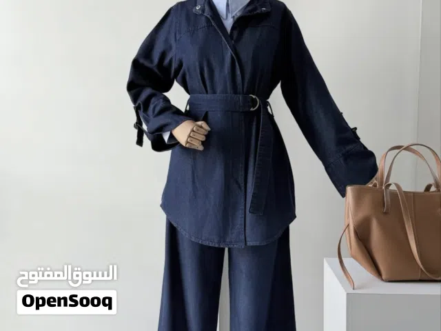سوت جينز ثقيل قياس XL  انيق محتشم 50 ألف و بي مجال بسيط