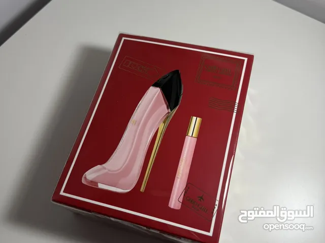 كارولينا هيريرا good girl