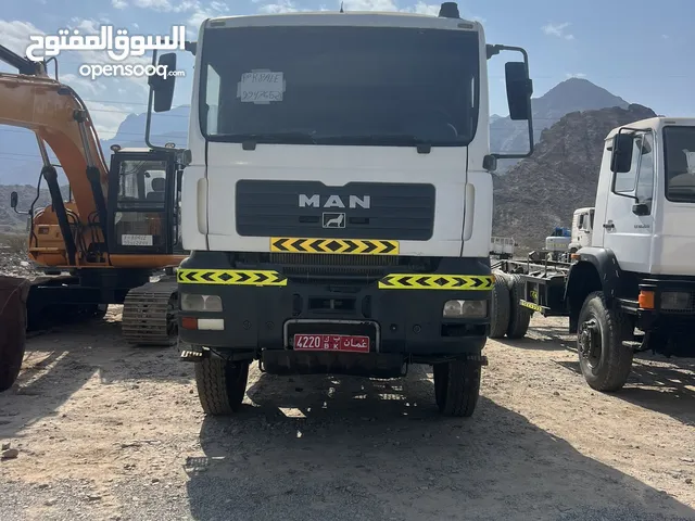 Tractor Unit Man 2008 in Muscat