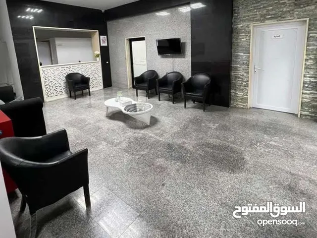 فيلا تجارية من دورين وبيزمنت تصلح اي نشاط تجاري وخدمي ف النوفلين