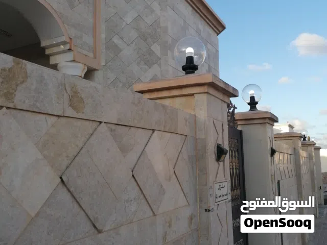 100 m2 2 Bedrooms Apartments for Rent in Dhofar Salala
