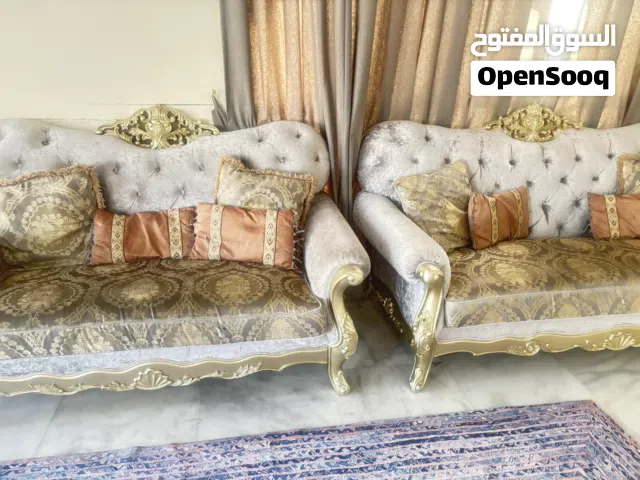 للبيع جلسة فخمة كلاسيكية