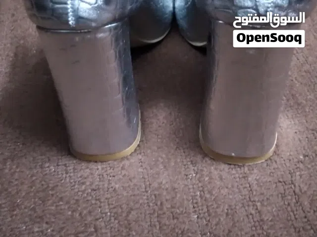 حذائين كعب عالي للمناسبات