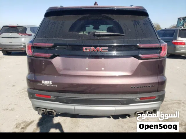 2025 GMC Acadia SLT2