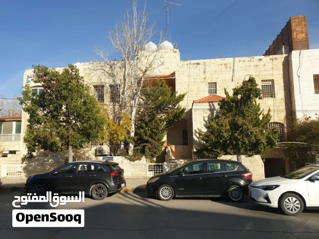 ڤيلا للإيجار السنوي في منطقة السابع